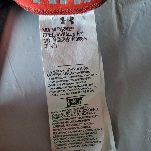 Women Under Armour Capris Leggings Size Medium (26) - Picture 4 of 4